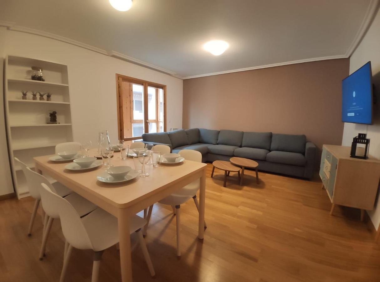Apartamento Miral21 Хака Екстер'єр фото